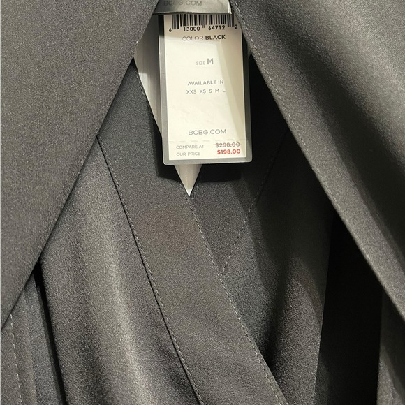 Black BCBG Cropped Jumpsuit NWT - Picture 3 of 7